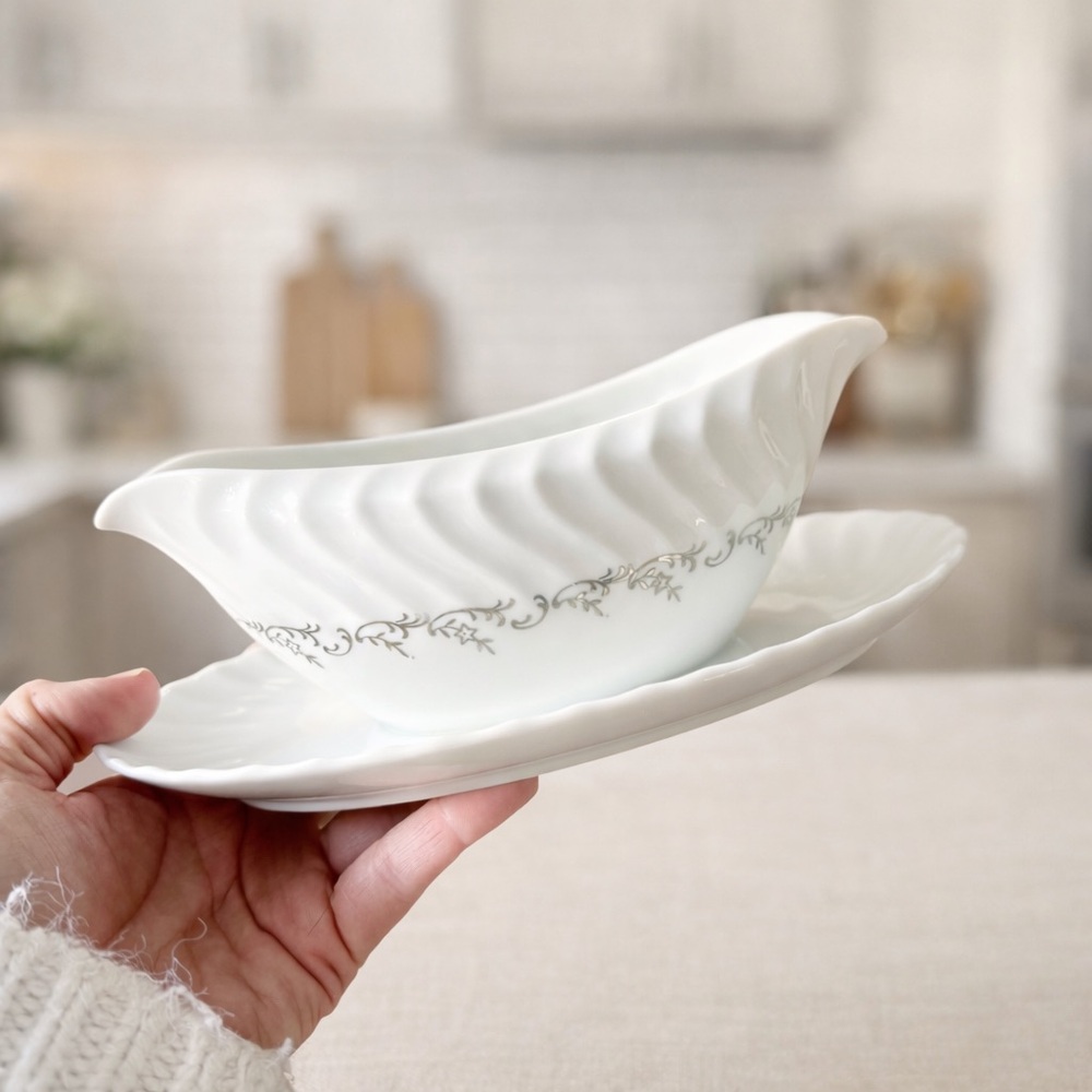 Mikasa White Fine China Gravy Boat w/ Attached Underplate Serving Dish